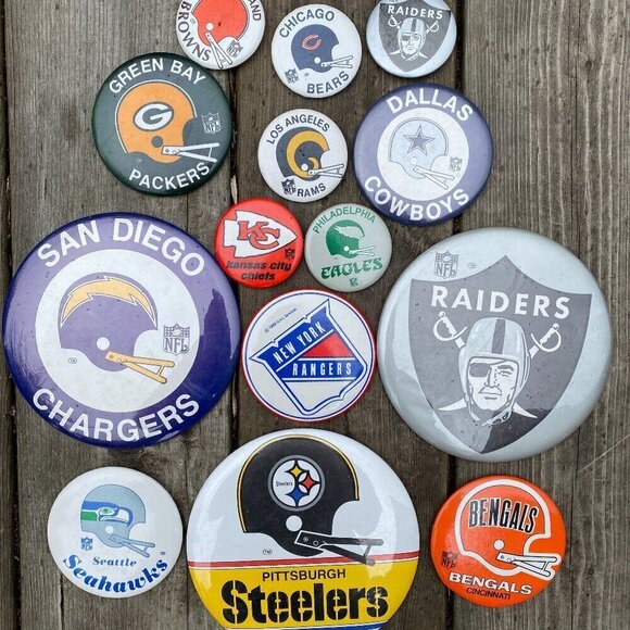 Lot of 14 Vintage 1960s NFL Buttons Steelers, Packers, Cowboys, Rams, Eagles - Picture 2 of 4